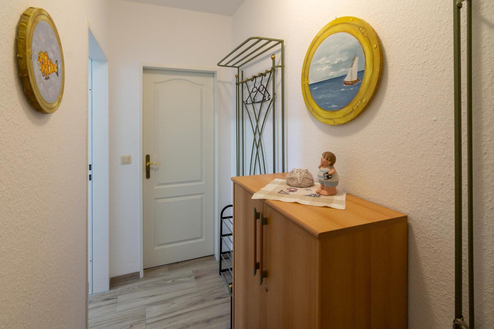 Friesenstuebchen Apartment Dornumersiel Exterior photo